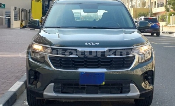 Buy Used Kia Sephia Blue Car in Asgabat in Asgabat Buy Used Kia Sephia Blue Car in Asgabat in Asgabat