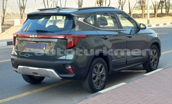 Buy Used Kia Sephia Blue Car in Asgabat in Asgabat Buy Used Kia Sephia Blue Car in Asgabat in Asgabat