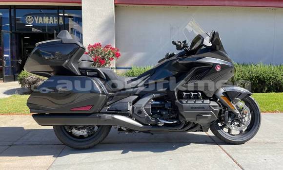 Buy Used Honda GOLD WING Black Bike in Balkanabat in Balkan Buy Used Honda GOLD WING Black Bike in Balkanabat in Balkan