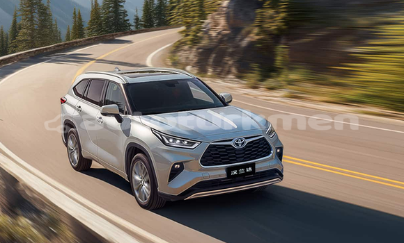 Buy New Toyota Highlander White Car in Turkmenabat in Lebap Buy New Toyota Highlander White Car in Turkmenabat in Lebap