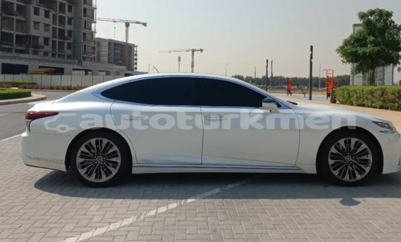 Buy Used Lexus LS White Car in Asgabat in Asgabat Buy Used Lexus LS White Car in Asgabat in Asgabat