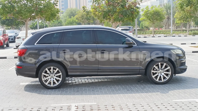 Big with watermark audi q7 asgabat asgabat 4197