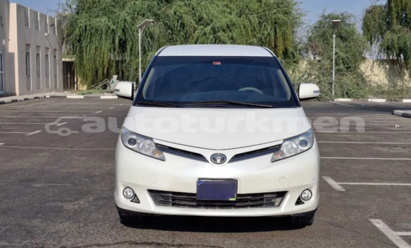 Buy Used Toyota Previa White Car in Asgabat in Asgabat Buy Used Toyota Previa White Car in Asgabat in Asgabat