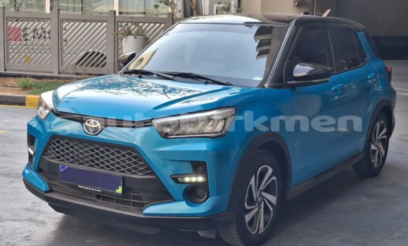 Buy Used Toyota Ractis Blue Car in Asgabat in Asgabat
