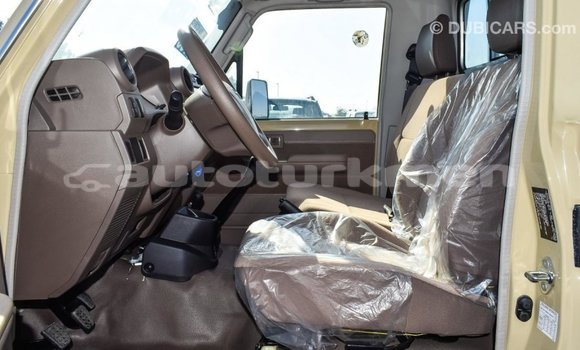 Buy Import Toyota Land Cruiser Beige Car in Import - Dubai in Ahal Buy Import Toyota Land Cruiser Beige Car in Import - Dubai in Ahal