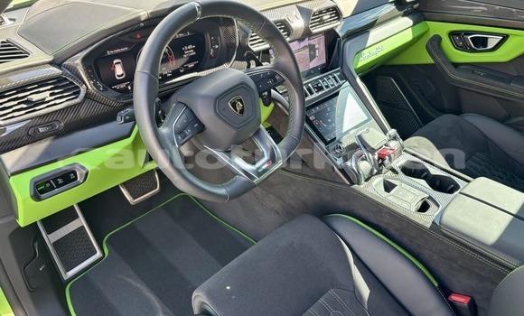 Buy Used Lamborghini Urus Green Car in Annau in Ahal Buy Used Lamborghini Urus Green Car in Annau in Ahal