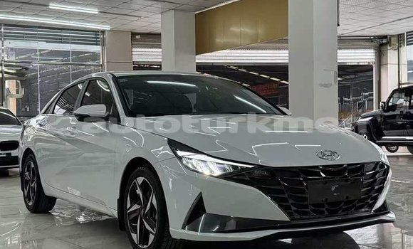 Buy Used Hyundai Elantra White Car in Import - Dubai in Ahal Buy Used Hyundai Elantra White Car in Import - Dubai in Ahal