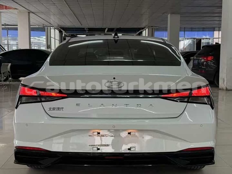 Big with watermark hyundai elantra ahal import dubai 4272