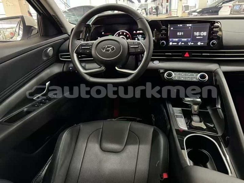 Big with watermark hyundai elantra ahal import dubai 4272