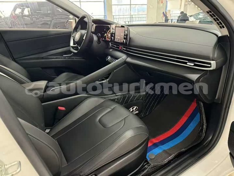 Big with watermark hyundai elantra ahal import dubai 4272