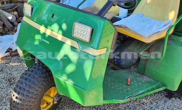 Buy Used Caterpillar 120 Green Truck in Asgabat in Asgabat