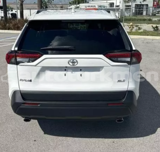 Big with watermark toyota rav4 ahal annau 4280
