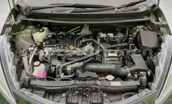 Buy Used Toyota Aqua Silver Car in Asgabat in Asgabat Buy Used Toyota Aqua Silver Car in Asgabat in Asgabat