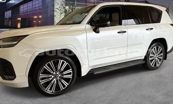 Buy Used Lexus LX White Car in Asgabat in Asgabat Buy Used Lexus LX White Car in Asgabat in Asgabat