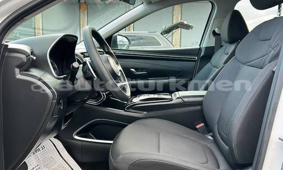 Buy Used Hyundai Tucson White Car in Asgabat in Asgabat Buy Used Hyundai Tucson White Car in Asgabat in Asgabat