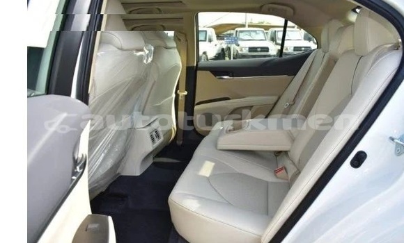 Buy Used Toyota Camry White Car in Asgabat in Asgabat Buy Used Toyota Camry White Car in Asgabat in Asgabat