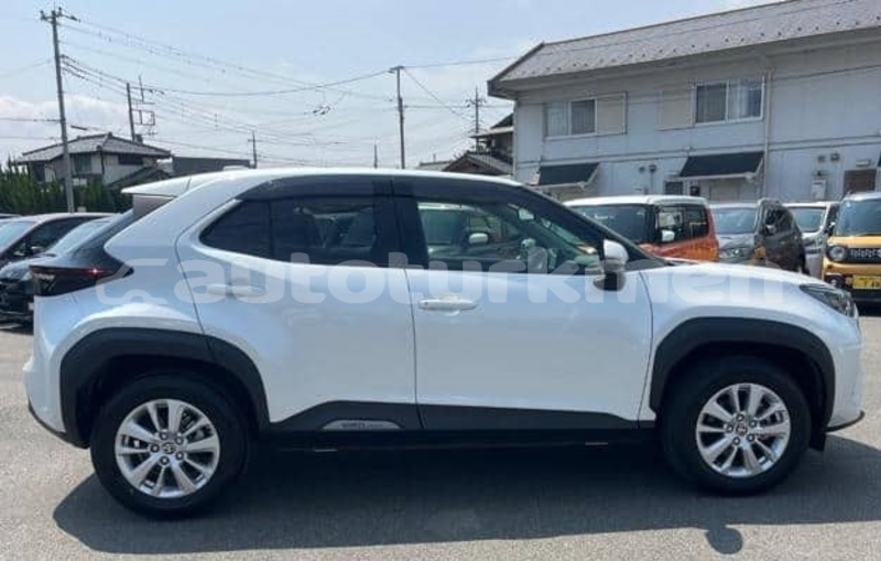 Big with watermark toyota yaris asgabat asgabat 4317