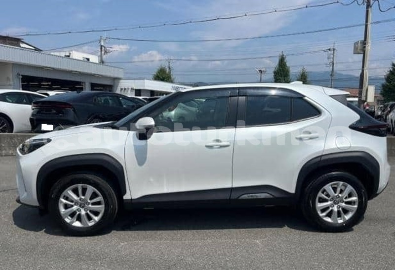 Big with watermark toyota yaris asgabat asgabat 4317