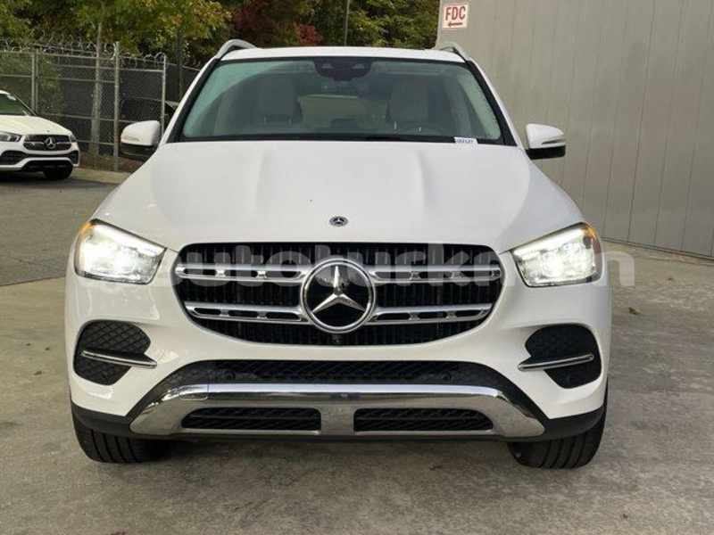 Big with watermark mercedes benz gle ahal baherden 4318