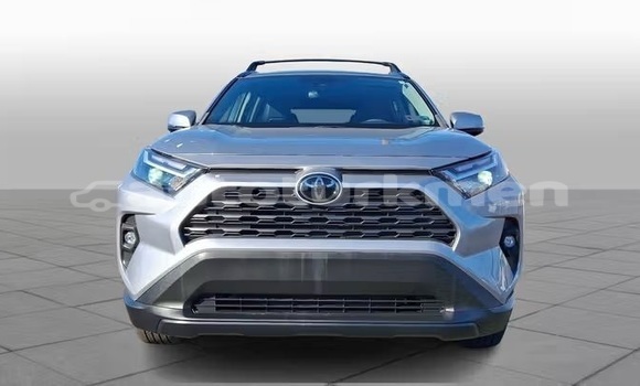 Buy Used Toyota RAV4 Silver Car in Asgabat in Asgabat Buy Used Toyota RAV4 Silver Car in Asgabat in Asgabat