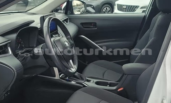 Buy Used Toyota Corolla Cross White Car in Asgabat in Asgabat Buy Used Toyota Corolla Cross White Car in Asgabat in Asgabat