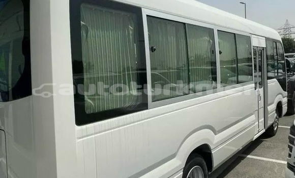Buy Used Toyota Coaster White Car in Turkmenabat in Lebap Buy Used Toyota Coaster White Car in Turkmenabat in Lebap