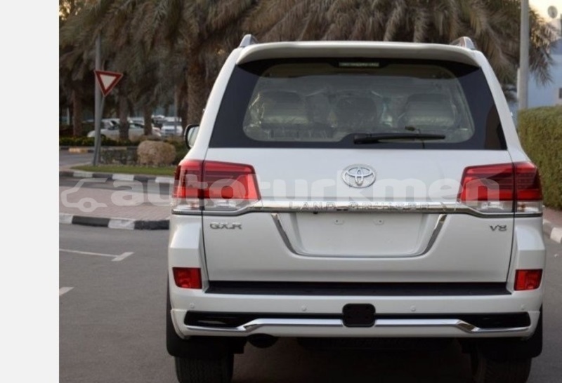 Big with watermark toyota land cruiser lebap turkmenabat 4373