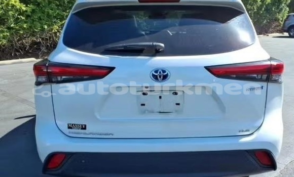 Buy Used Toyota Highlander White Car in Turkmenabat in Lebap Buy Used Toyota Highlander White Car in Turkmenabat in Lebap