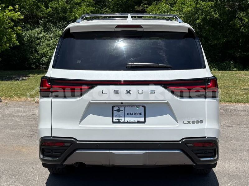 Big with watermark lexus lx mari murgab 4414