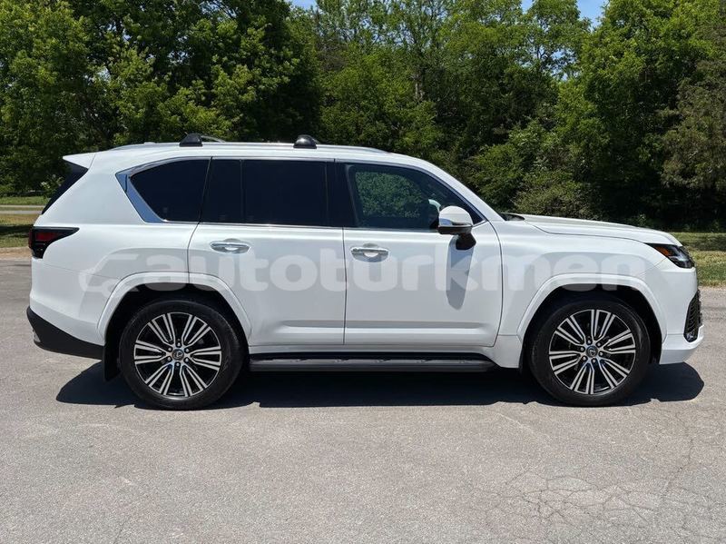 Big with watermark lexus lx mari murgab 4414
