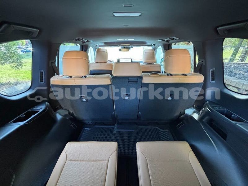 Big with watermark lexus lx mari murgab 4414