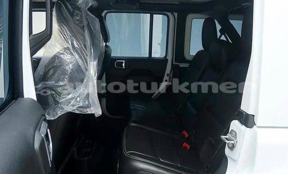 Buy Used Jeep Wrangler White Car in Asgabat in Asgabat Buy Used Jeep Wrangler White Car in Asgabat in Asgabat