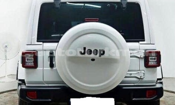 Buy Used Jeep Wrangler White Car in Asgabat in Asgabat Buy Used Jeep Wrangler White Car in Asgabat in Asgabat