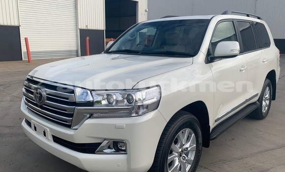 Buy Used Toyota Land Cruiser White Car in Asgabat in Asgabat