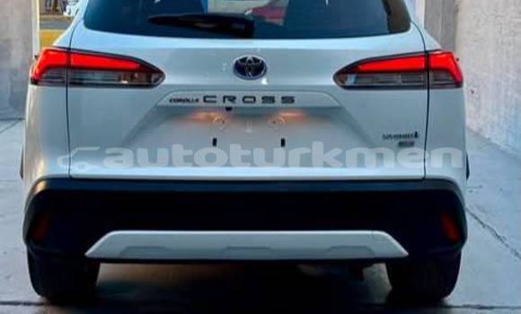 Buy Used Toyota Corolla Cross White Car in Asgabat in Asgabat Buy Used Toyota Corolla Cross White Car in Asgabat in Asgabat