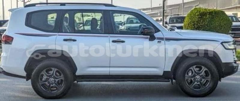 Big with watermark toyota land cruiser asgabat asgabat 4462