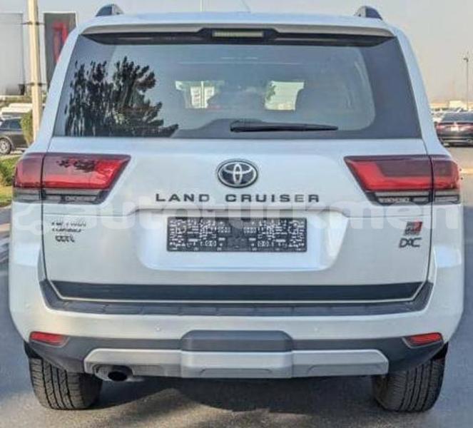 Big with watermark toyota land cruiser asgabat asgabat 4462