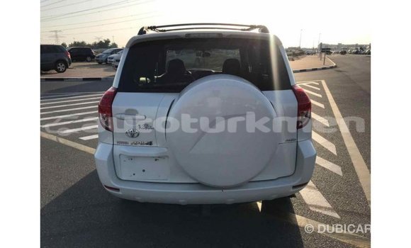 Buy Import Toyota 4Runner White Car in Import - Dubai in Ahal Buy Import Toyota 4Runner White Car in Import - Dubai in Ahal
