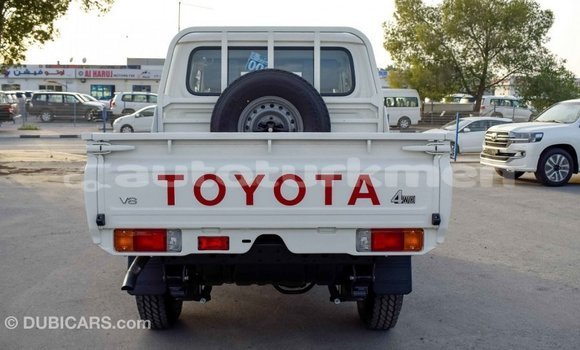 Buy Import Toyota Land Cruiser White Car in Import - Dubai in Ahal Buy Import Toyota Land Cruiser White Car in Import - Dubai in Ahal