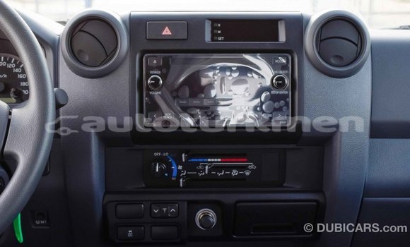 Buy Import Toyota Land Cruiser White Car in Import - Dubai in Ahal Buy Import Toyota Land Cruiser White Car in Import - Dubai in Ahal