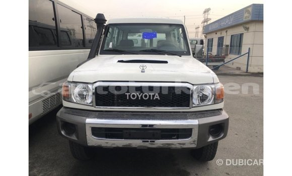 Buy Import Toyota Land Cruiser White Car in Import - Dubai in Ahal Buy Import Toyota Land Cruiser White Car in Import - Dubai in Ahal