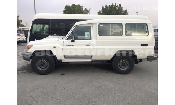 Buy Import Toyota Land Cruiser White Car in Import - Dubai in Ahal Buy Import Toyota Land Cruiser White Car in Import - Dubai in Ahal