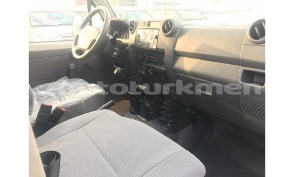 Buy Import Toyota Land Cruiser White Car in Import - Dubai in Ahal Buy Import Toyota Land Cruiser White Car in Import - Dubai in Ahal