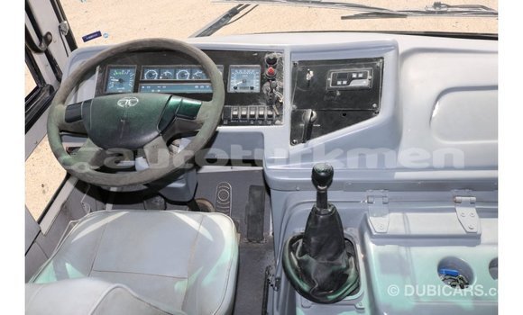 Buy Import TATA Xenon White Car in Import - Dubai in Ahal