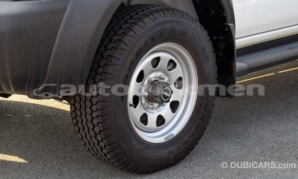 Buy Import Nissan NP 300 White Car in Import - Dubai in Ahal Buy Import Nissan NP 300 White Car in Import - Dubai in Ahal