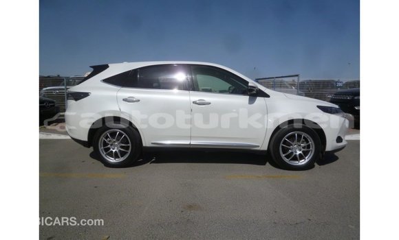 Buy Import Toyota Harrier White Car in Import - Dubai in Ahal Buy Import Toyota Harrier White Car in Import - Dubai in Ahal