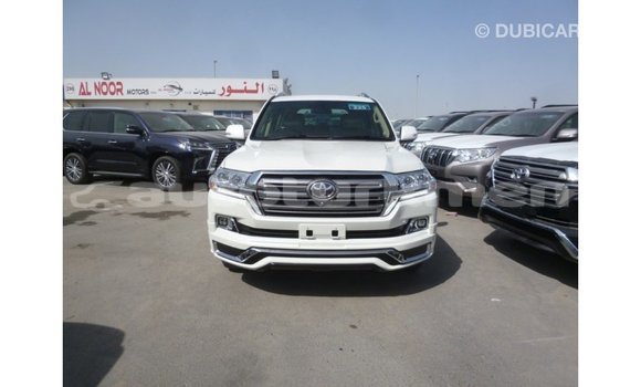 Buy Import Toyota Land Cruiser White Car in Import - Dubai in Ahal Buy Import Toyota Land Cruiser White Car in Import - Dubai in Ahal
