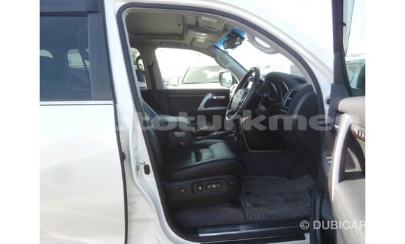 Buy Import Toyota Land Cruiser White Car in Import - Dubai in Ahal Buy Import Toyota Land Cruiser White Car in Import - Dubai in Ahal