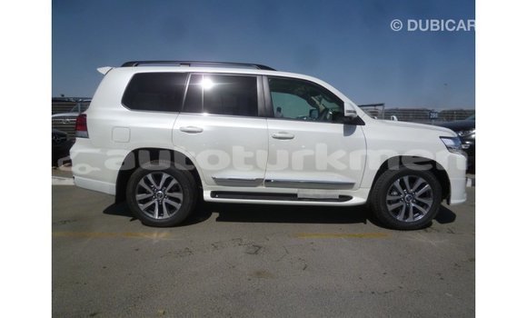 Buy Import Toyota Land Cruiser White Car in Import - Dubai in Ahal Buy Import Toyota Land Cruiser White Car in Import - Dubai in Ahal