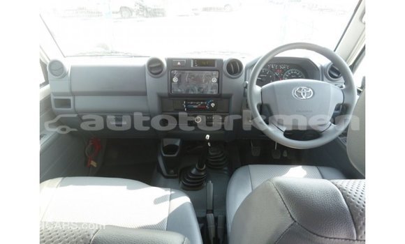 Buy Import Toyota Land Cruiser White Car in Import - Dubai in Ahal Buy Import Toyota Land Cruiser White Car in Import - Dubai in Ahal